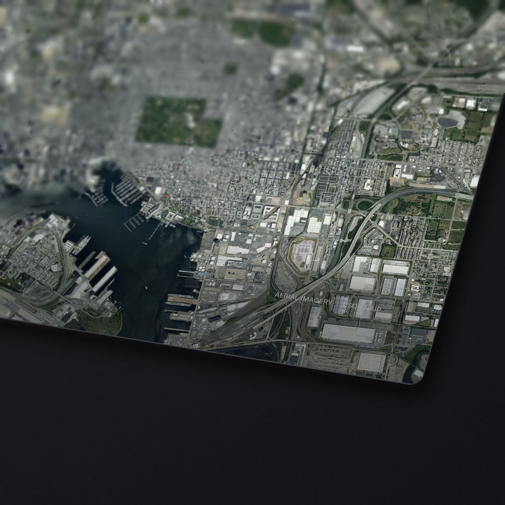 Baltimore Satellite Desk Mat, edge detail