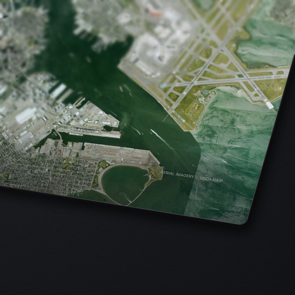 Boston Satellite Desk Mat, edge detail