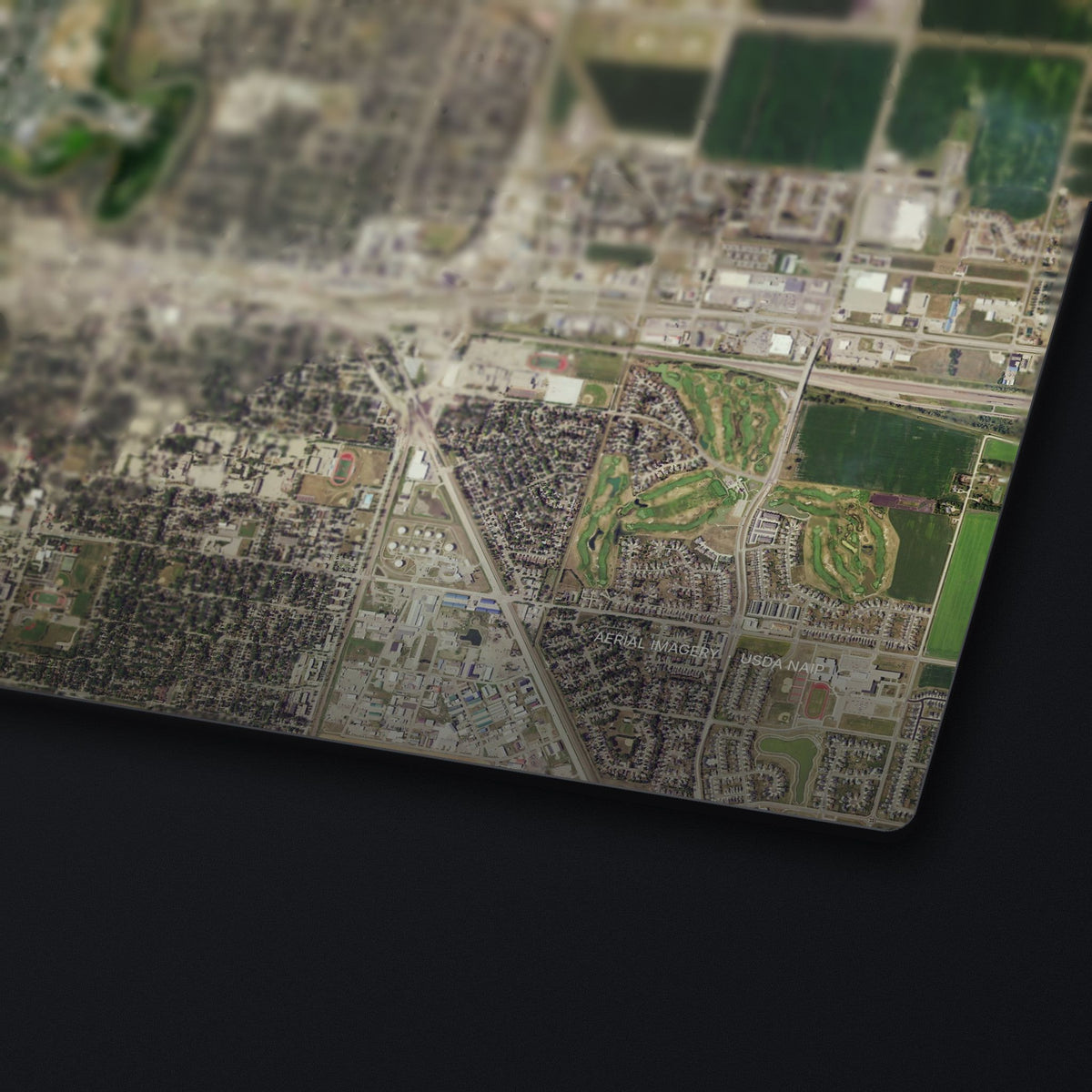 Fargo Satellite Desk Mat, edge detail