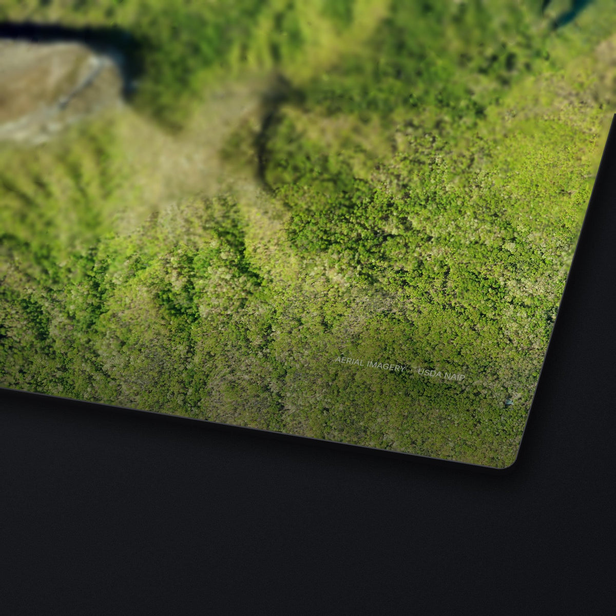 Table Rock Satellite Desk Mat, edge detail